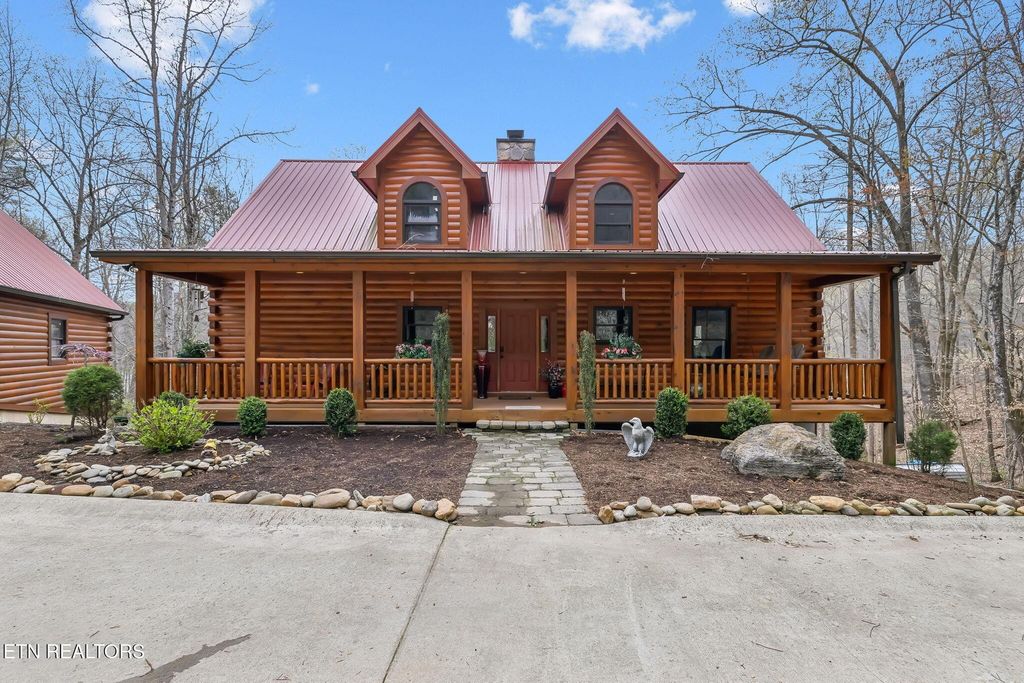 514 Bluff View Rd, New Tazewell