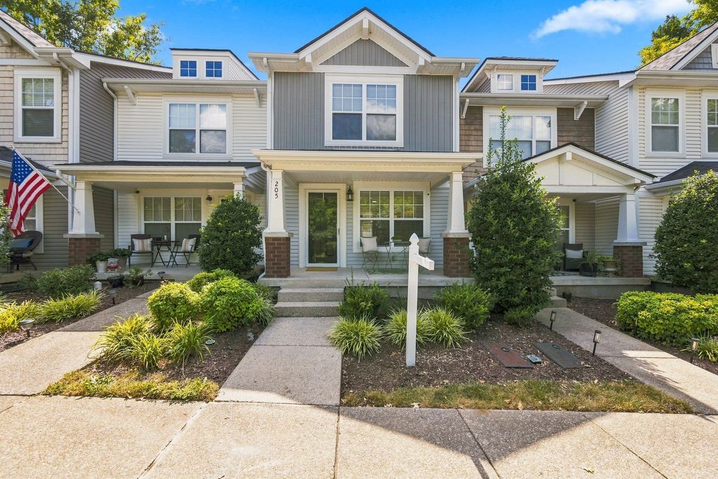 205 Shadow Glen Dr, Nashville