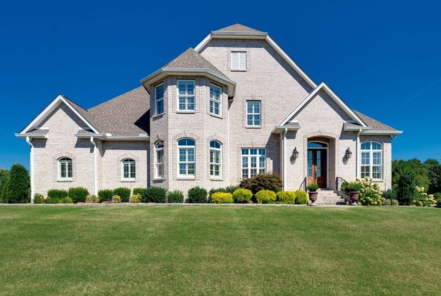 522 Country Club Dr, Dickson