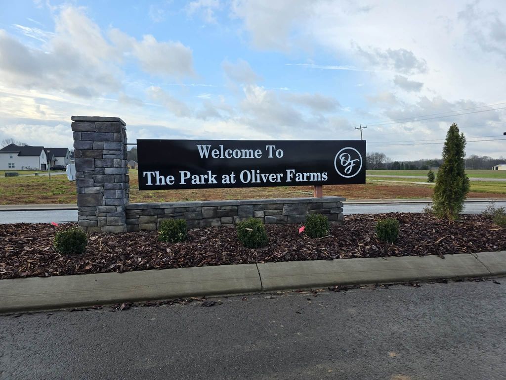 153 Aspen Pine Drive, Clarksville
