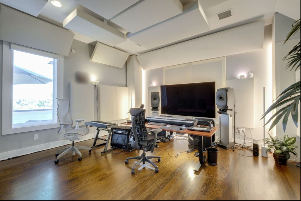808 S 12th St, Nashville