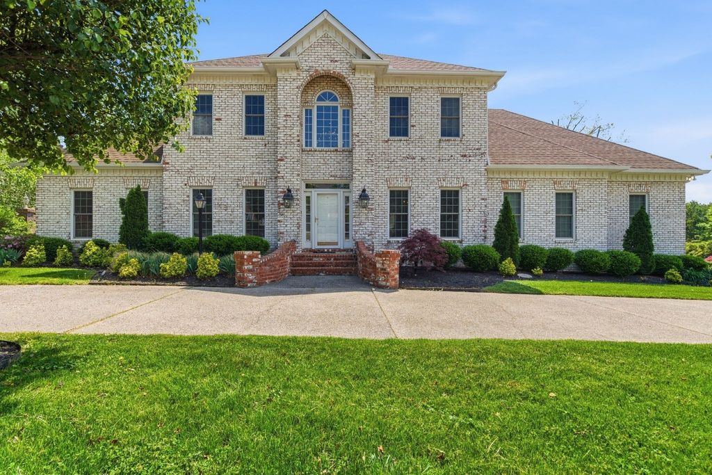 104 Blue Ridge Trce, Hendersonville