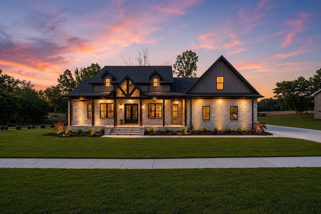 2108 Country Club Dr, Tullahoma
