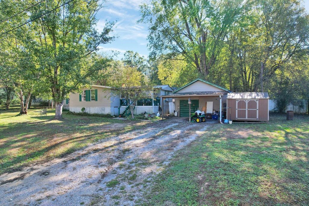 108 Wetmore Circle, Delano