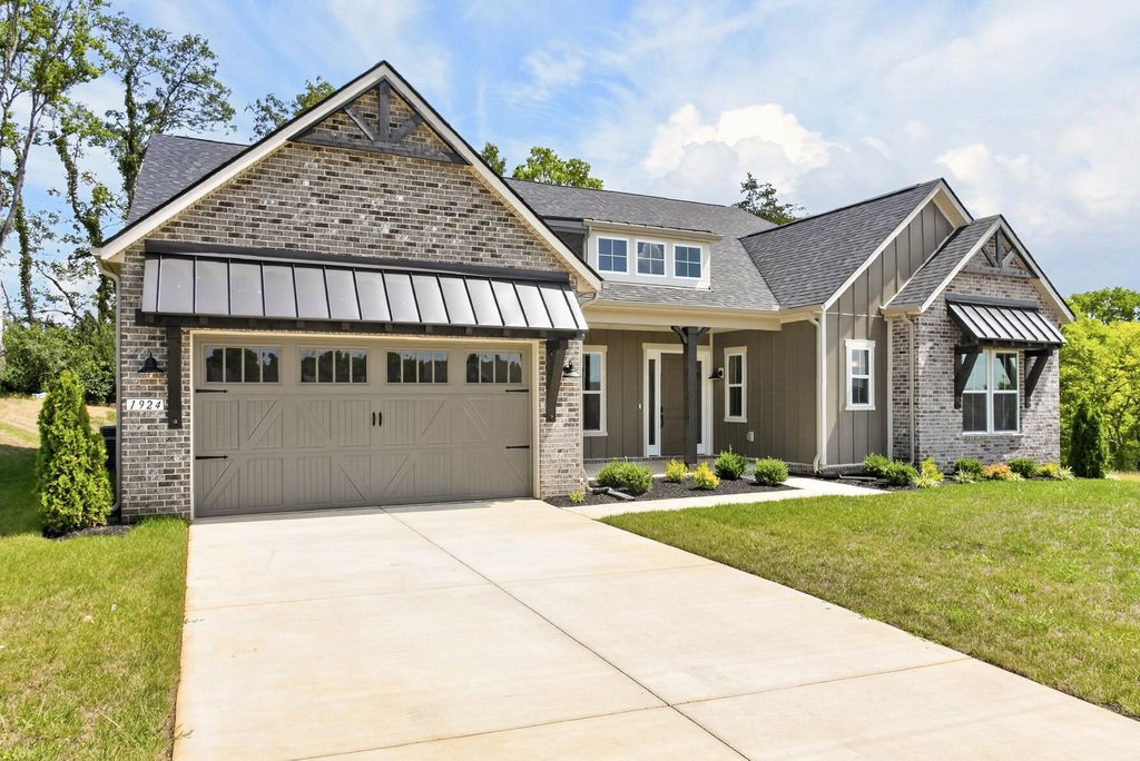 1924 Harmony Road, Spring Hill