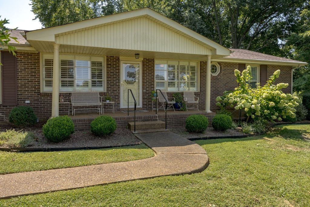 8417 Merrymount Dr, Nashville