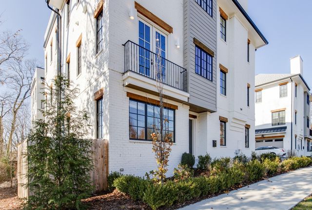 519 Chesterfield Ave 8, Nashville