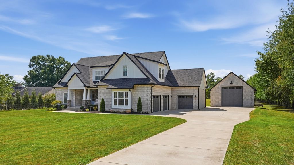 1185 Walnut Grove Rd, Christiana