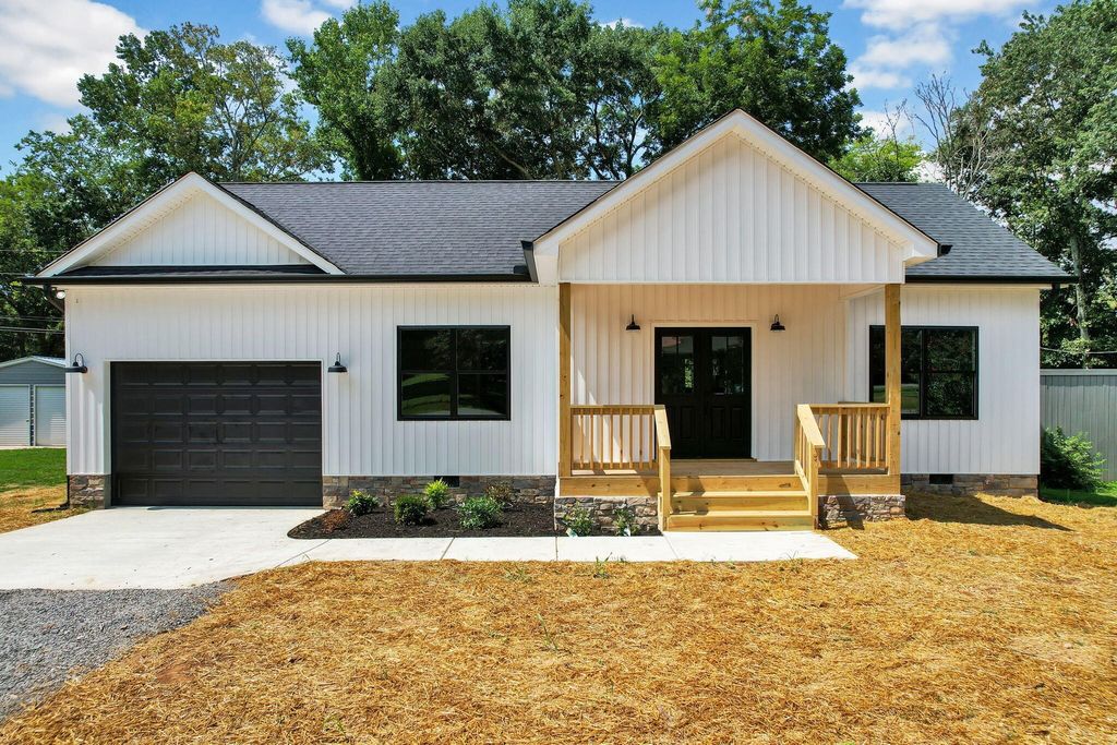 190 Woodmont Drive, Whitwell