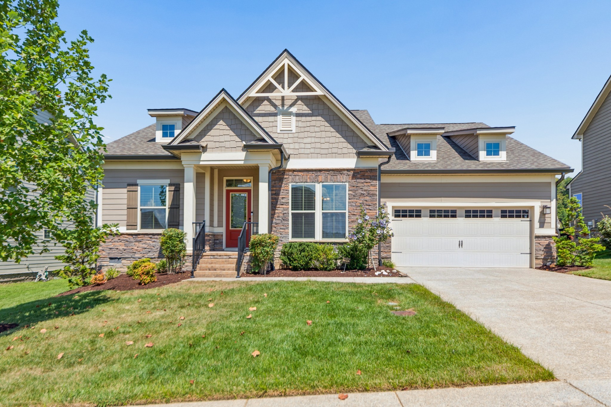 Photo for MLS 3530939 in 6910 Wellsford Ln College Grove, TN - 37046