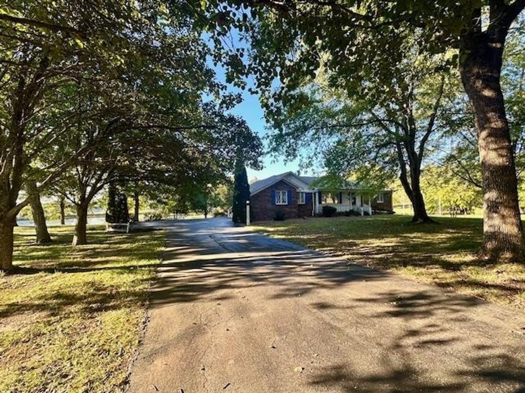 5185 Crossville Hwy, Sparta