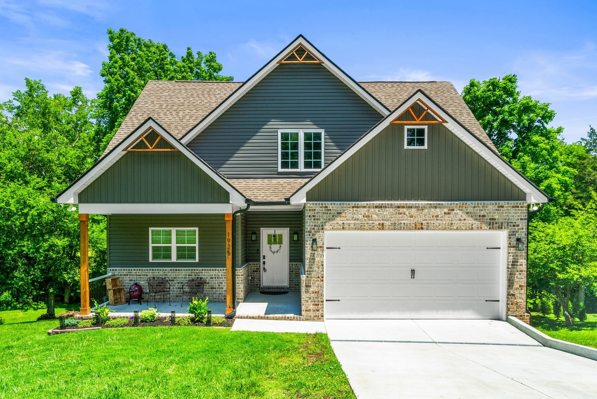 Home for sale in 1925 Normerle Dr Goodlettsville, TN