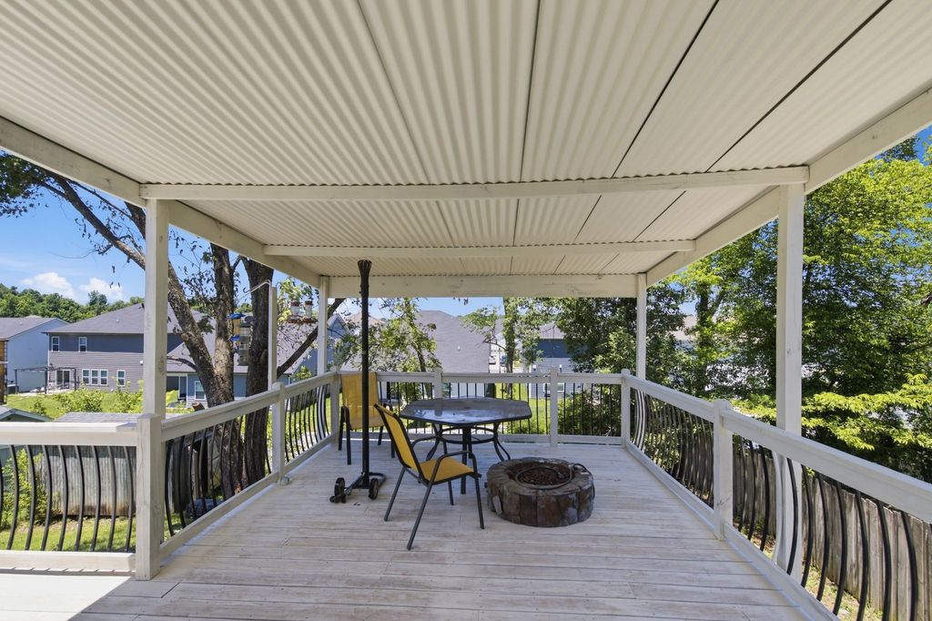 4321 Valley Grove Dr, Hermitage