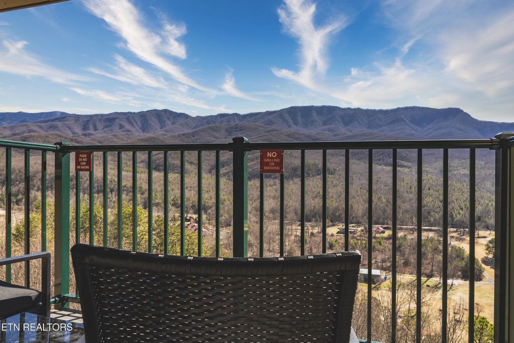3710 Weber Rd 303, Gatlinburg