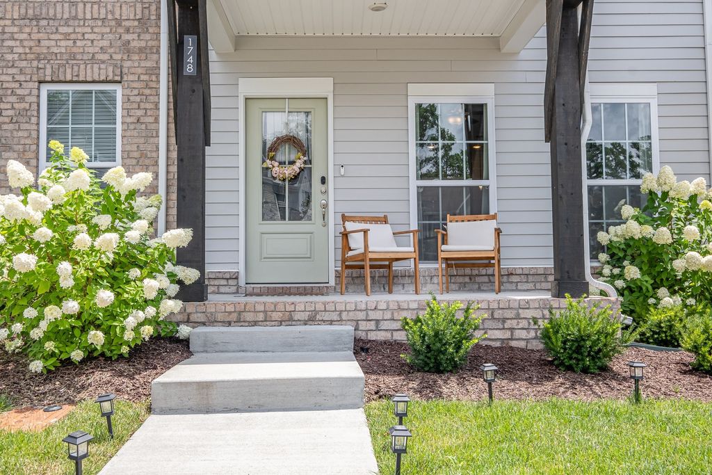 1748 Fenway Loop, Antioch