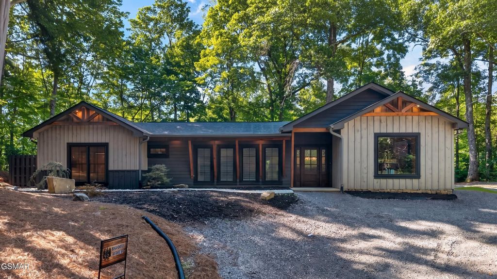 825829 Willow Brook Way, Gatlinburg