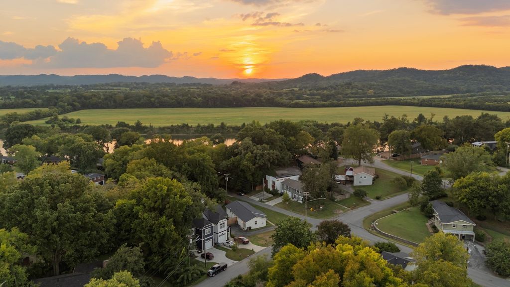 308 Sunliner Dr, Nashville