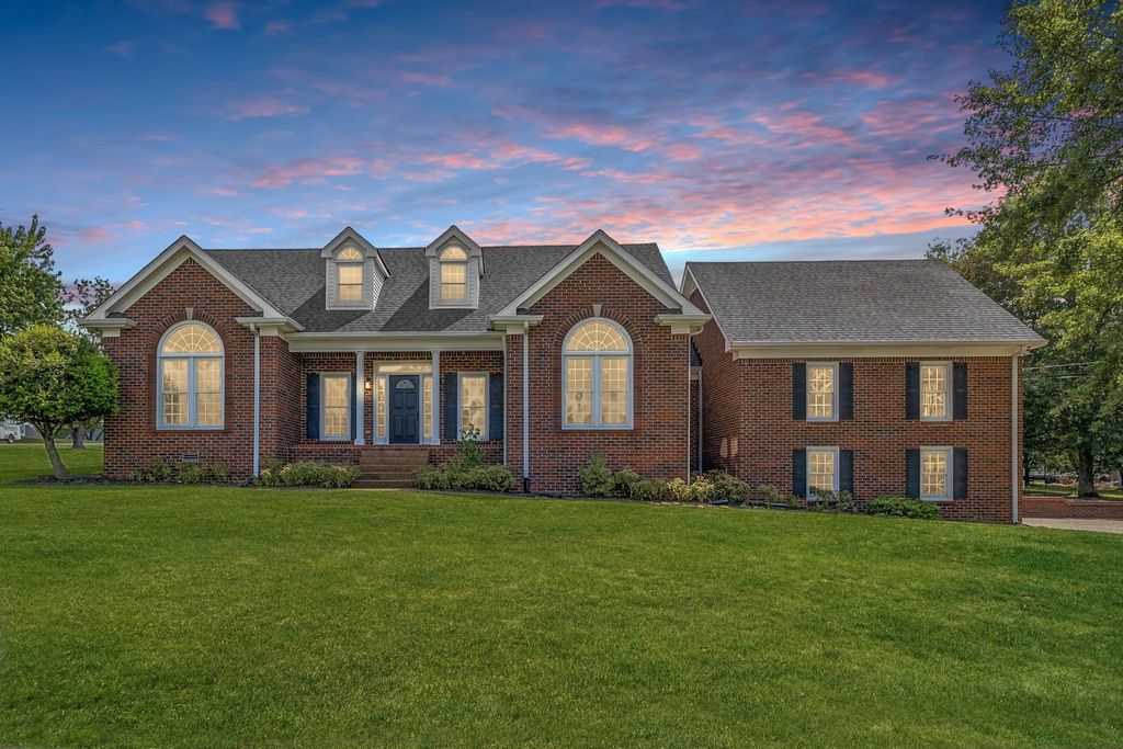 126 Crosspointe, Hendersonville