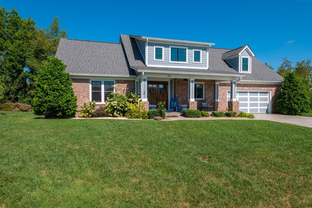 516 Cape Lookout Lgt, Loudon