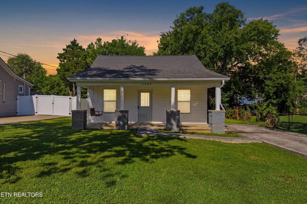 2609 Nw Chillicothe St, Knoxville