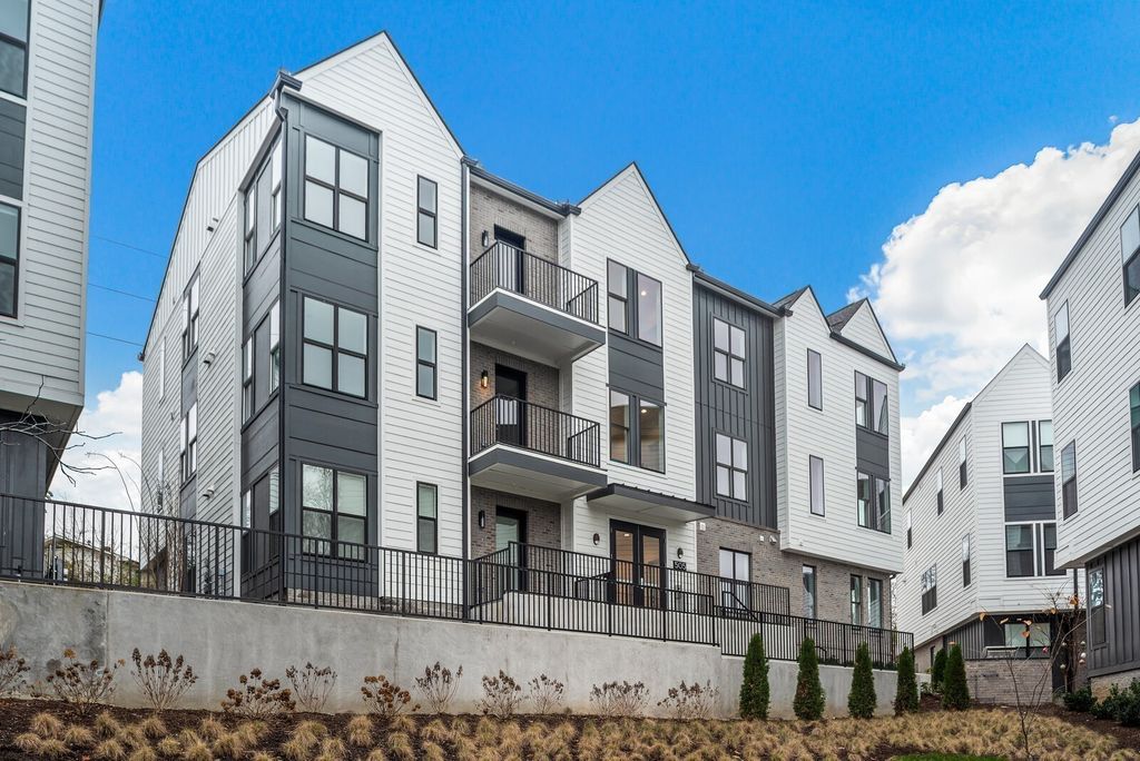 505 Community Ct 202, Nashville