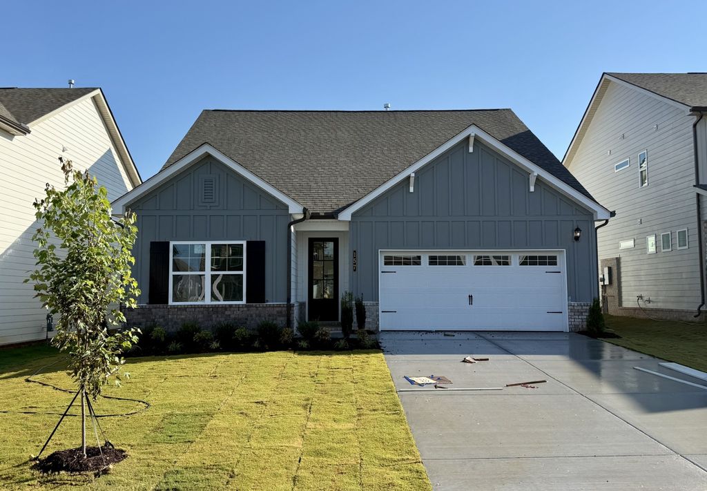 157 Yuma Lane, White House