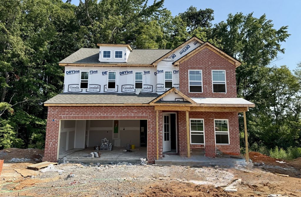 241 Hampshire Way, White House