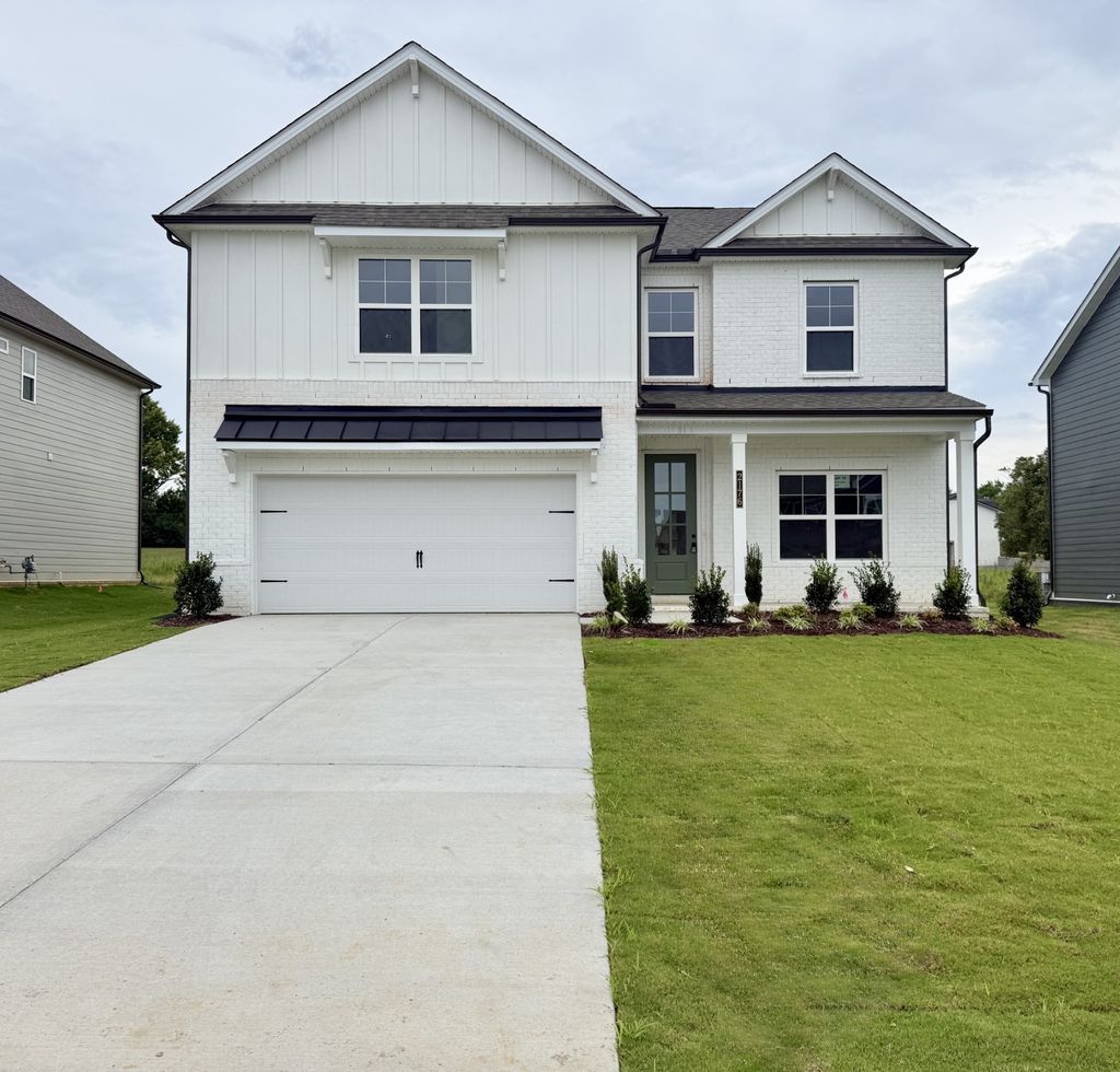 2176 Layla Lane, White House