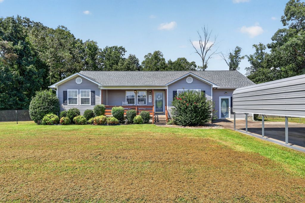 971 Sherrill Rd, Decherd