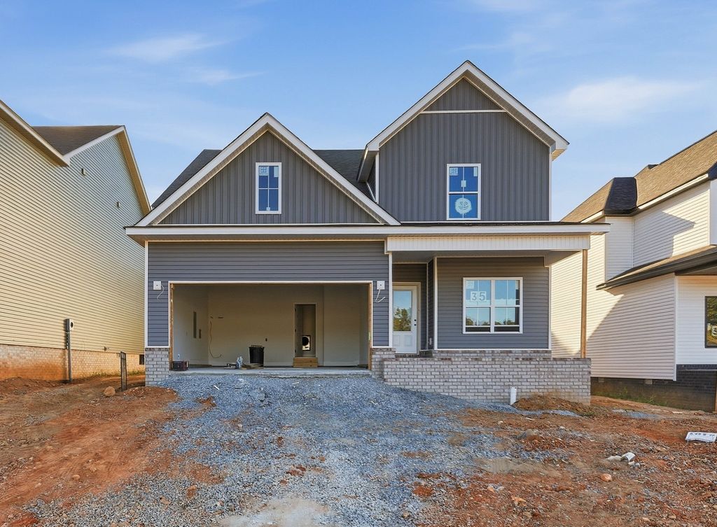 341 Wesson Dr, Clarksville