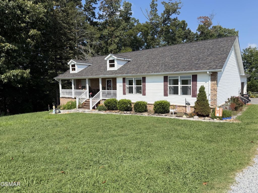 1511 Snapp Road, Sevierville