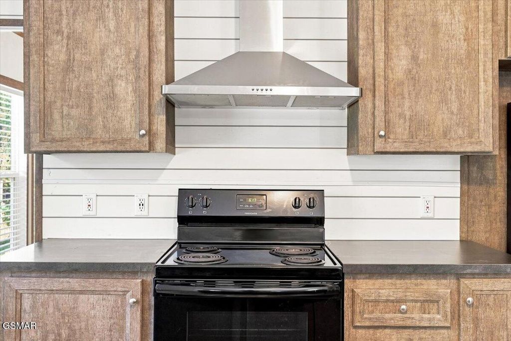 1200 Stone Mountain Road, Bulls Gap