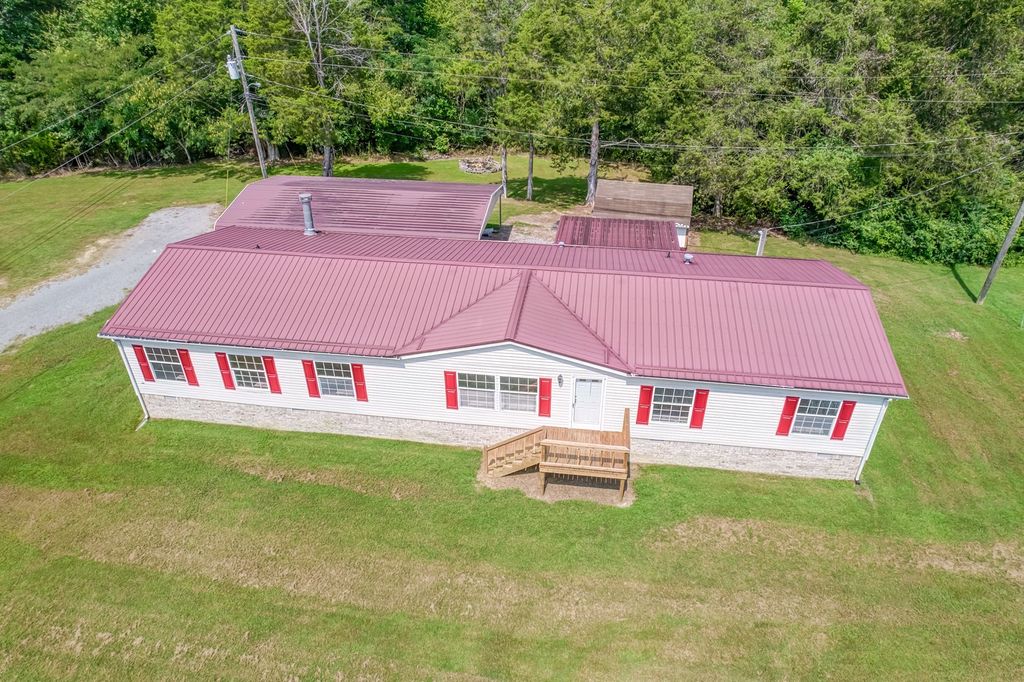 1144 Old Highway 66, Rogersville