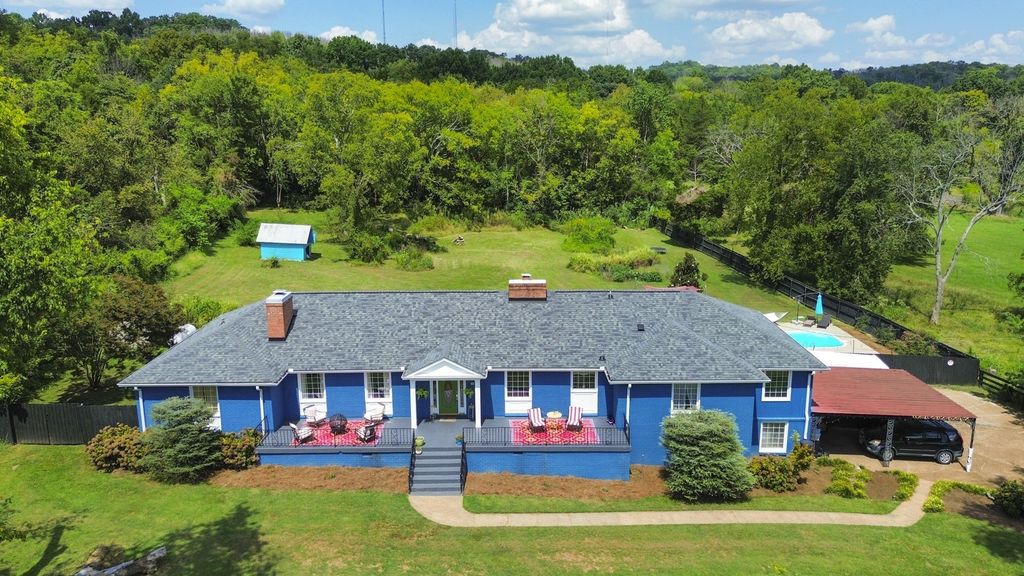 681 Brick Church Ln, Whites Creek