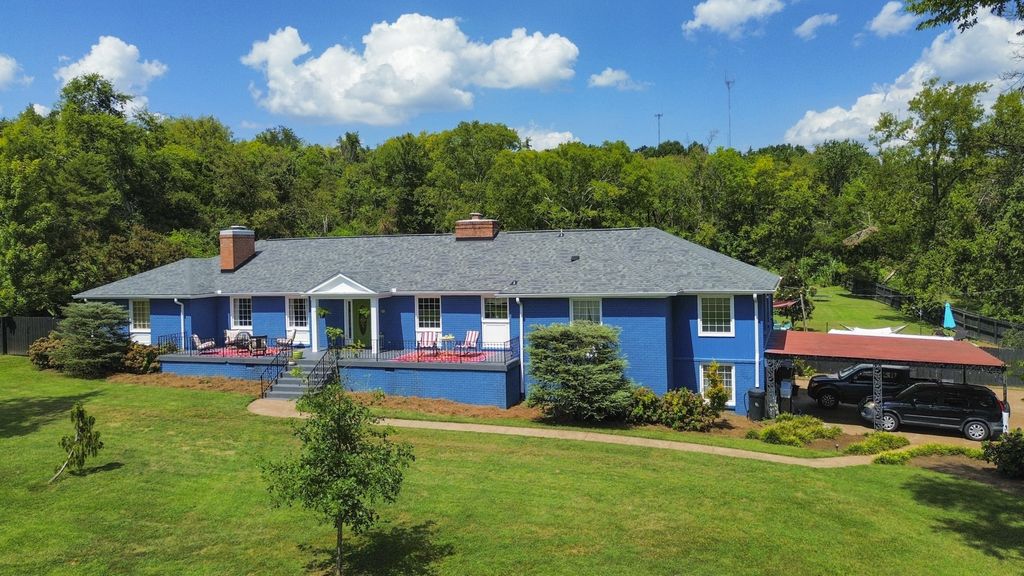 681 Brick Church Ln, Whites Creek