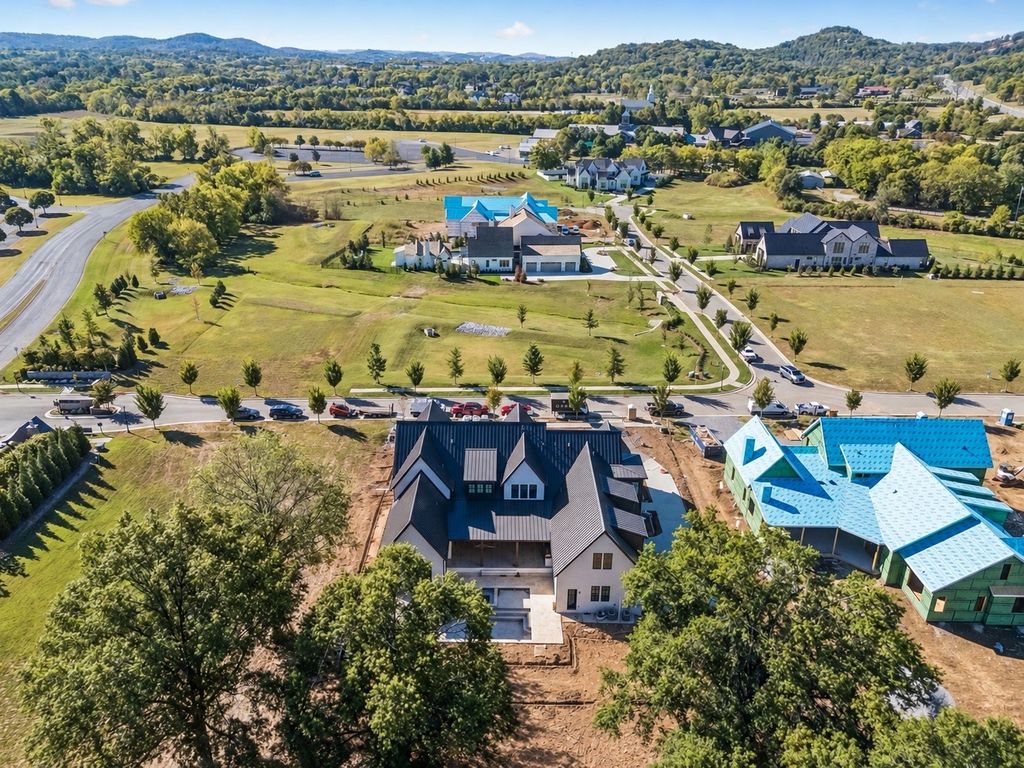 7098 Anna Drive, Brentwood