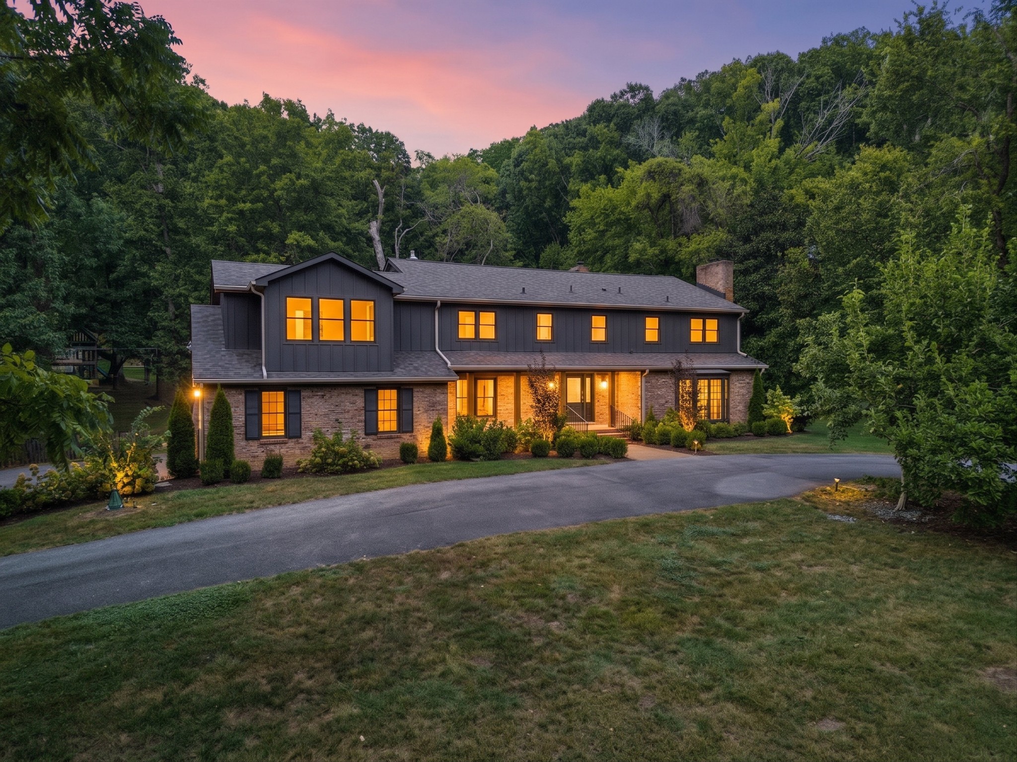 Photo of Listing #3531849