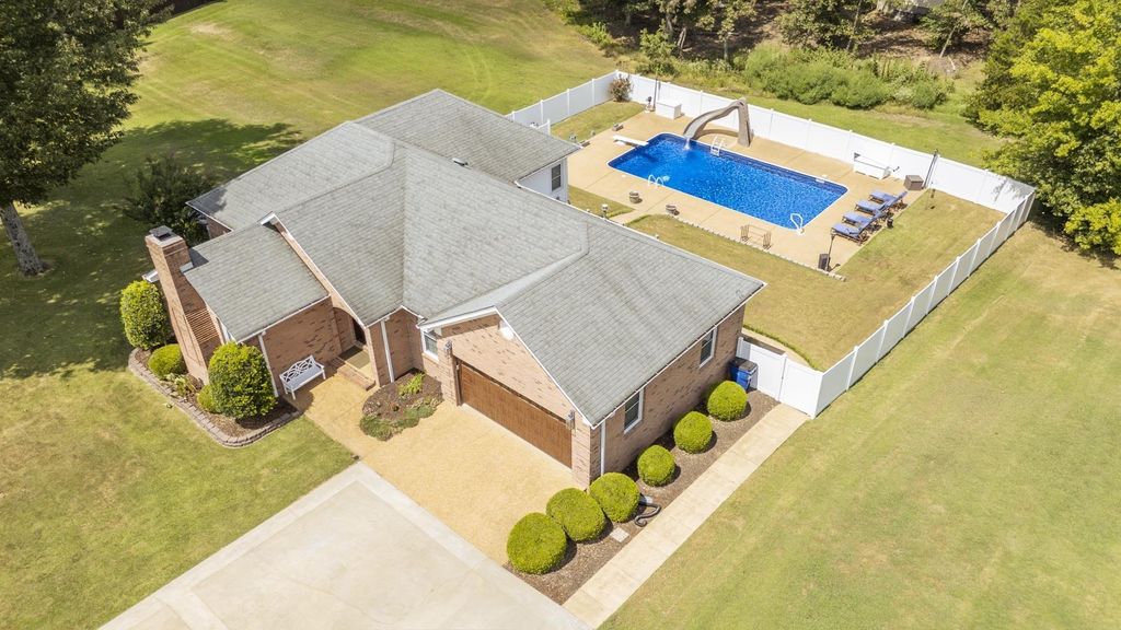 350 Yeiser Dr, Savannah