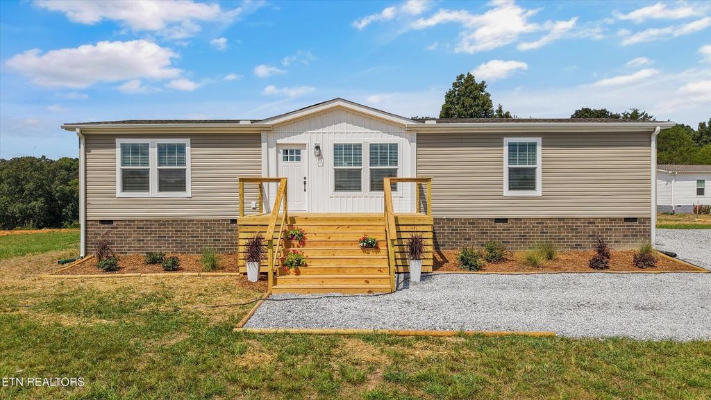275 County Road 334, Niota