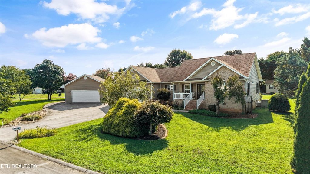 114 Brooklyn Drive, Madisonville