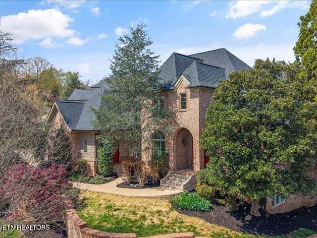 9007 Linksvue Drive, Knoxville