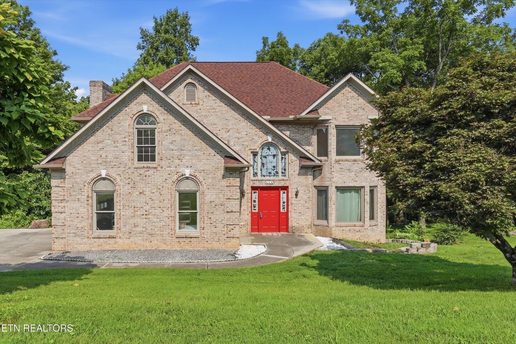 118 W Melbourne Rd, Oak Ridge