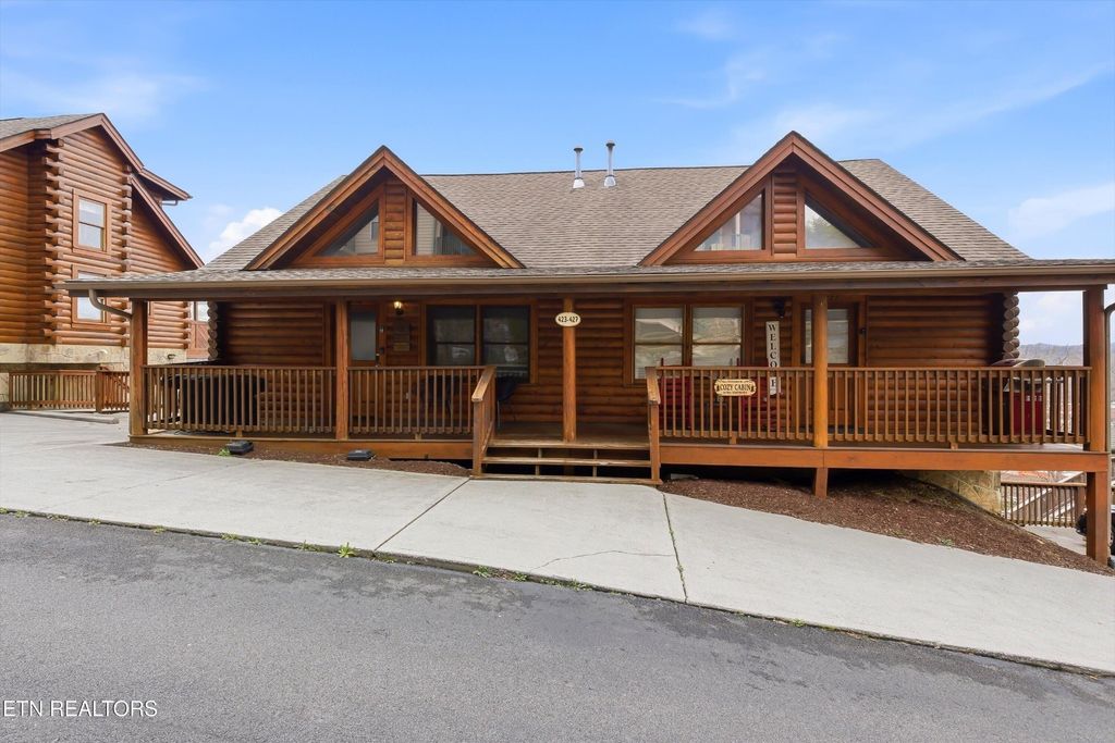 423 Big Bear Way, Pigeon Forge