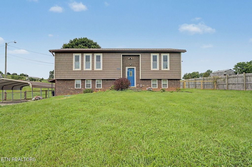 5654 Brights Pike, Russellville