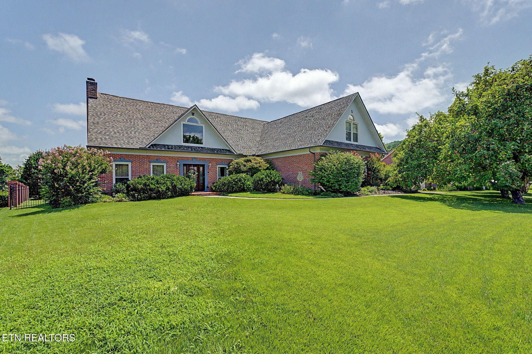 Photo for MLS 3536061 in 6928 Mount Royal Blvd Knoxville, TN - 37918