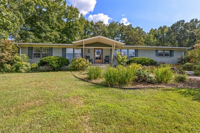 2550 Highway 70 E, Dickson