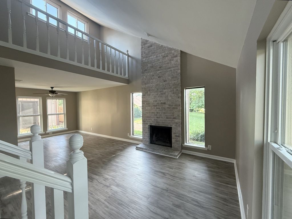 916 Old Fountain Pl, Hermitage