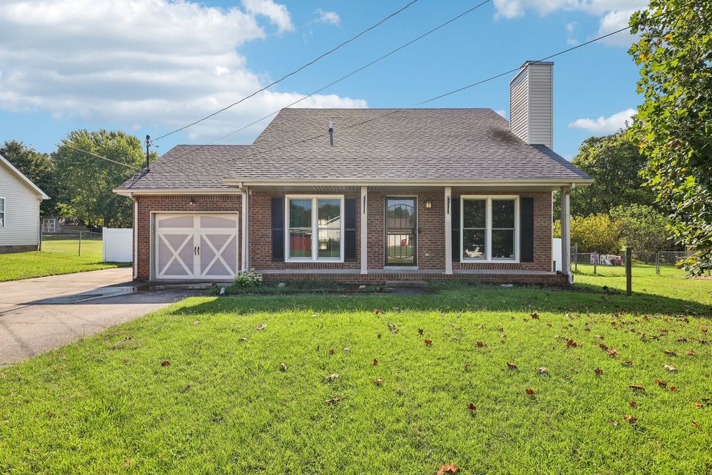 2685 Keyland Dr, Clarksville