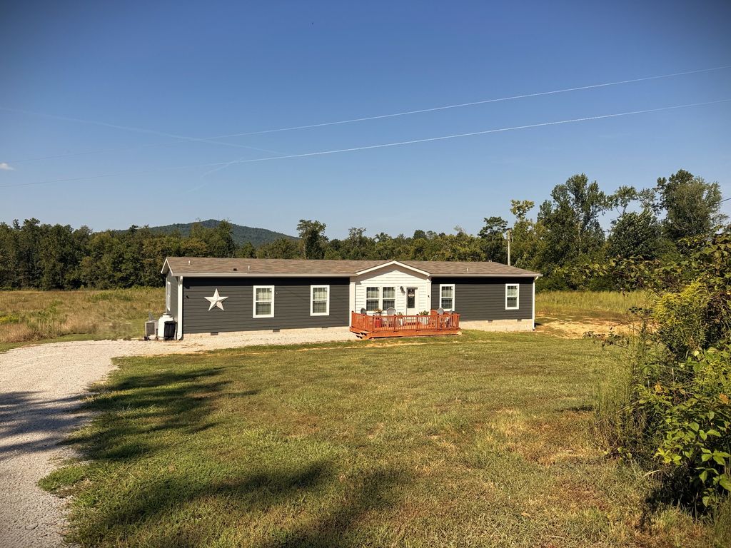760 Dogwalk Rd, Monroe