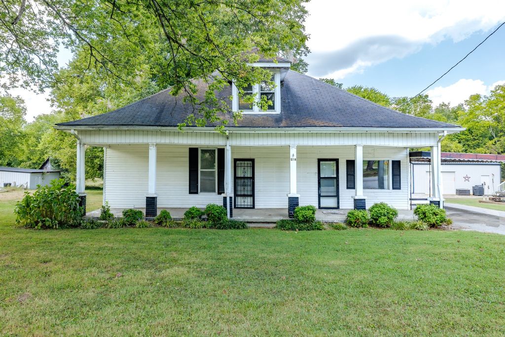 218 Ostella Rd, Cornersville